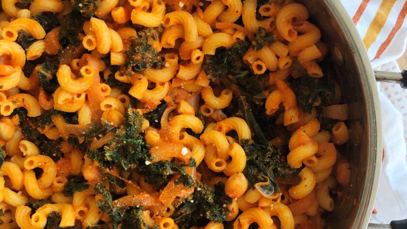 Vegan Roasted Red Pepper Pasta