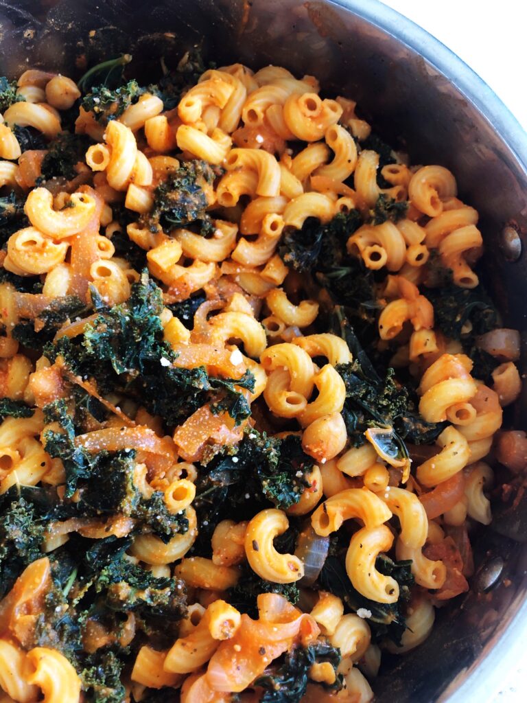 Vegan Roasted Red Pepper Pasta